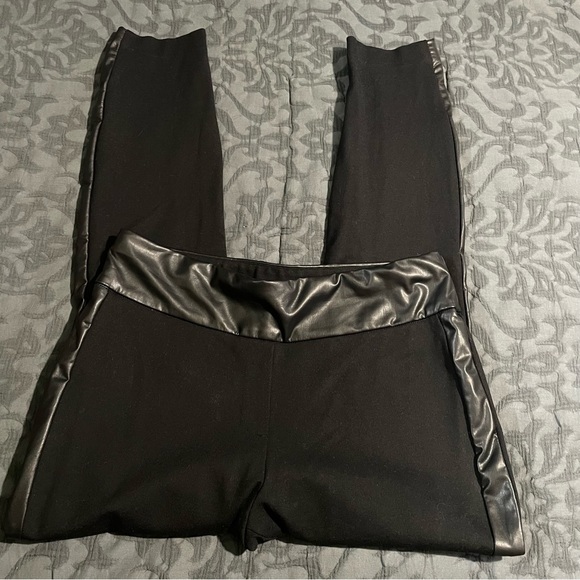 Like New Womans Express Black Dress Slacks - Picture 2 of 5